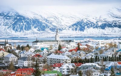 Iceland begins to accept all vaccinated travelers